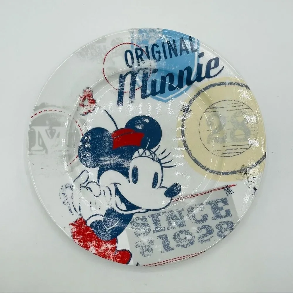 Disney 1928 Americana Minnie Mouse Dinner Plate